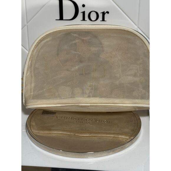 Dior 2025 Embroidered Beige Mesh Makeup Bag/Pouch - NEW in package - Picture 2 of 4